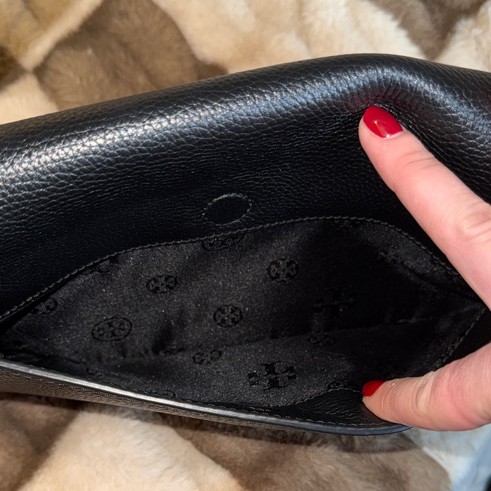Tory Burch Black Leather Shoulder Bag - Picture 13 of 14